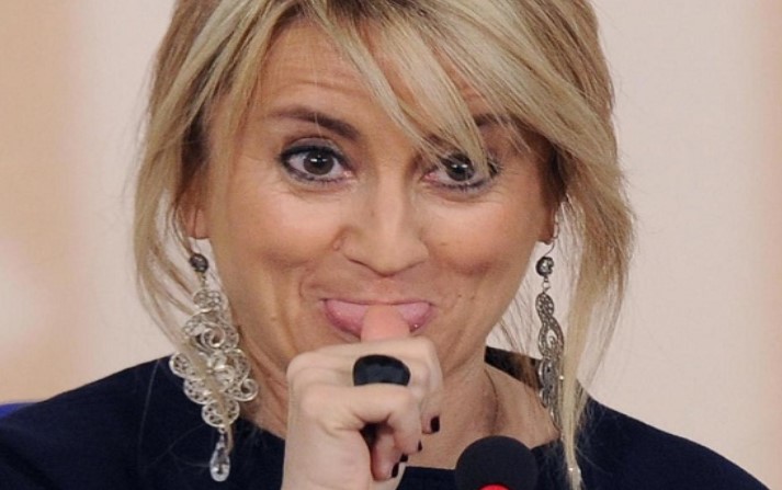 Luciana Litizzetto: Mantenere la posizione !!